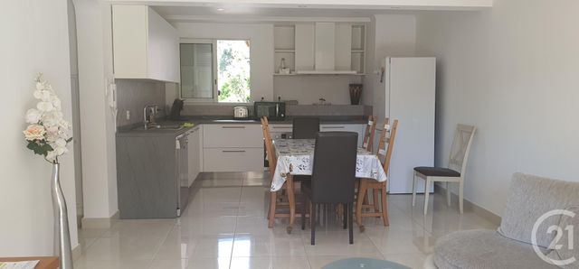 Afficher la photo en grand Appartement F4 à vendre - 4 pièces - 67.59 m2 - BIOT - 06 - PROVENCE-ALPES-COTE-D-AZUR - Century 21 Visa Immobilier