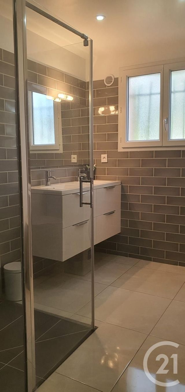 Afficher la photo en grand Appartement F4 à vendre - 4 pièces - 67.59 m2 - BIOT - 06 - PROVENCE-ALPES-COTE-D-AZUR - Century 21 Visa Immobilier