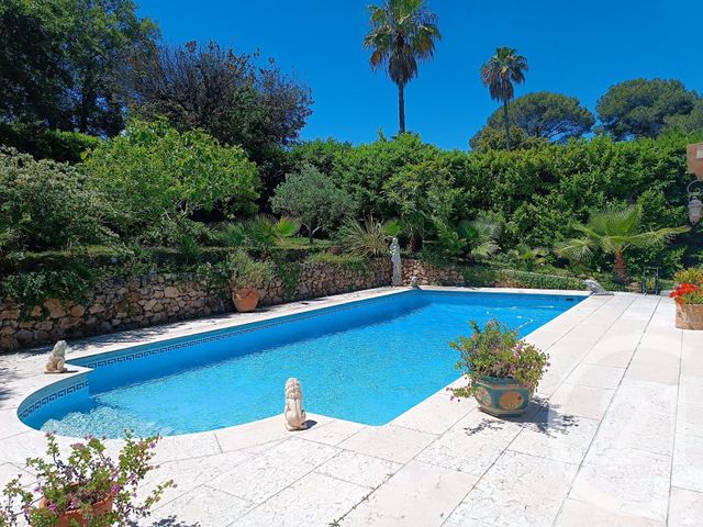 maison à vendre - 6 pièces - 271.0 m2 - BIOT - 06 - PROVENCE-ALPES-COTE-D-AZUR - Century 21 Visa Immobilier