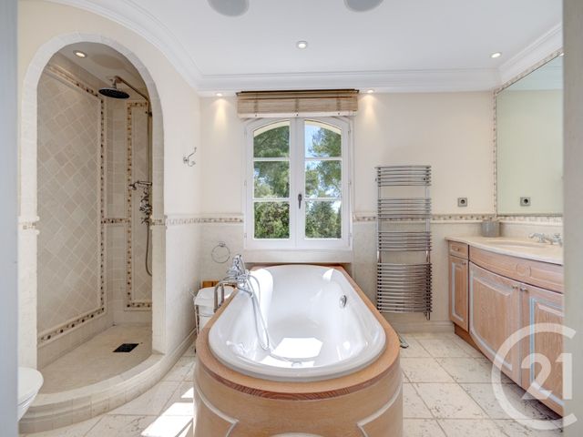 maison à vendre - 9 pièces - 550.0 m2 - BIOT - 06 - PROVENCE-ALPES-COTE-D-AZUR - Century 21 Visa Immobilier