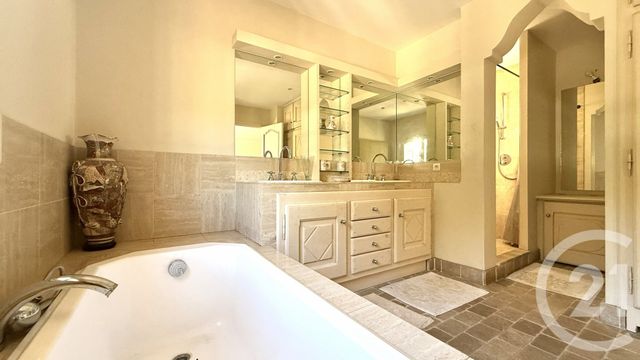 maison à vendre - 7 pièces - 240.0 m2 - BIOT - 06 - PROVENCE-ALPES-COTE-D-AZUR - Century 21 Visa Immobilier