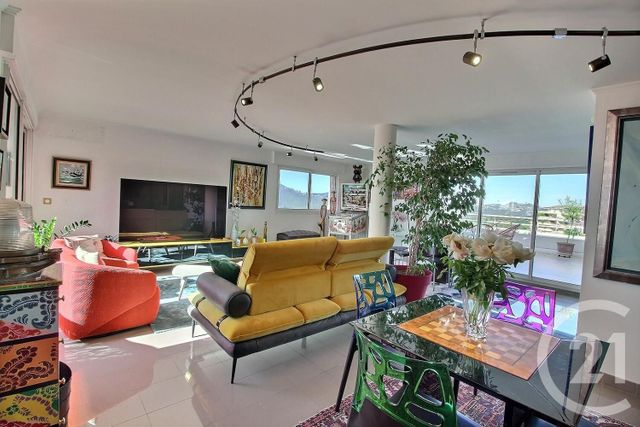 Appartement F3 à vendre - 3 pièces - 103.8 m2 - MANDELIEU LA NAPOULE - 06 - PROVENCE-ALPES-COTE-D-AZUR - Century 21 Visa Immobilier