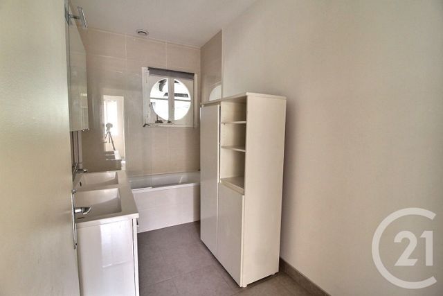 maison à vendre - 12 pièces - 295.0 m2 - CAGNES SUR MER - 06 - PROVENCE-ALPES-COTE-D-AZUR - Century 21 Visa Immobilier