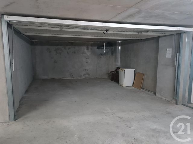 parking à vendre - 23.0 m2 - ANTIBES - 06 - PROVENCE-ALPES-COTE-D-AZUR - Century 21 Visa Immobilier