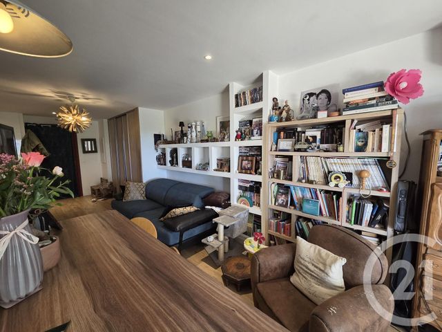 Appartement F2 à vendre - 2 pièces - 49.5 m2 - ANTIBES - 06 - PROVENCE-ALPES-COTE-D-AZUR - Century 21 Visa Immobilier