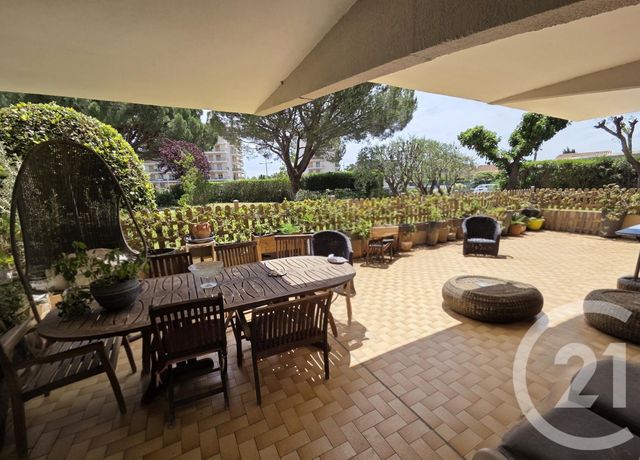 Appartement F2 à vendre - 2 pièces - 49.5 m2 - ANTIBES - 06 - PROVENCE-ALPES-COTE-D-AZUR - Century 21 Visa Immobilier