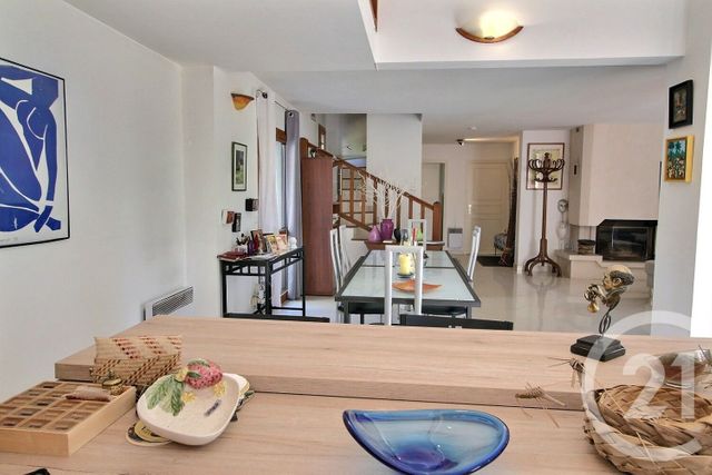 maison à vendre - 5 pièces - 160.0 m2 - BIOT - 06 - PROVENCE-ALPES-COTE-D-AZUR - Century 21 Visa Immobilier
