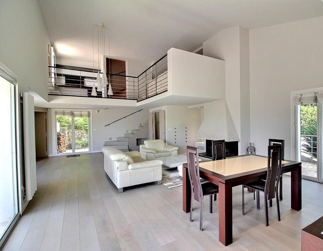 maison à vendre - 5 pièces - 218.0 m2 - BIOT - 06 - PROVENCE-ALPES-COTE-D-AZUR - Century 21 Visa Immobilier