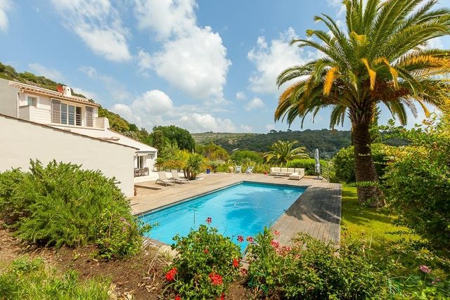 maison à vendre - 5 pièces - 218.0 m2 - BIOT - 06 - PROVENCE-ALPES-COTE-D-AZUR - Century 21 Visa Immobilier