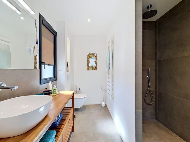 maison à vendre - 6 pièces - 194.0 m2 - BIOT - 06 - PROVENCE-ALPES-COTE-D-AZUR - Century 21 Visa Immobilier