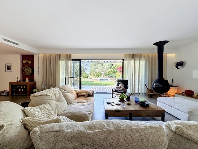 maison à vendre - 6 pièces - 194.0 m2 - BIOT - 06 - PROVENCE-ALPES-COTE-D-AZUR - Century 21 Visa Immobilier