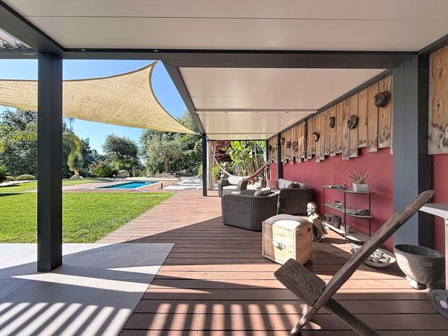 maison à vendre - 6 pièces - 194.0 m2 - BIOT - 06 - PROVENCE-ALPES-COTE-D-AZUR - Century 21 Visa Immobilier