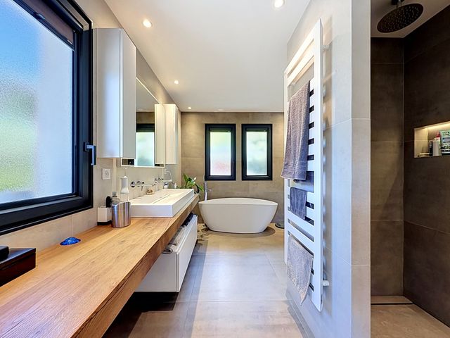 maison à vendre - 6 pièces - 194.0 m2 - BIOT - 06 - PROVENCE-ALPES-COTE-D-AZUR - Century 21 Visa Immobilier